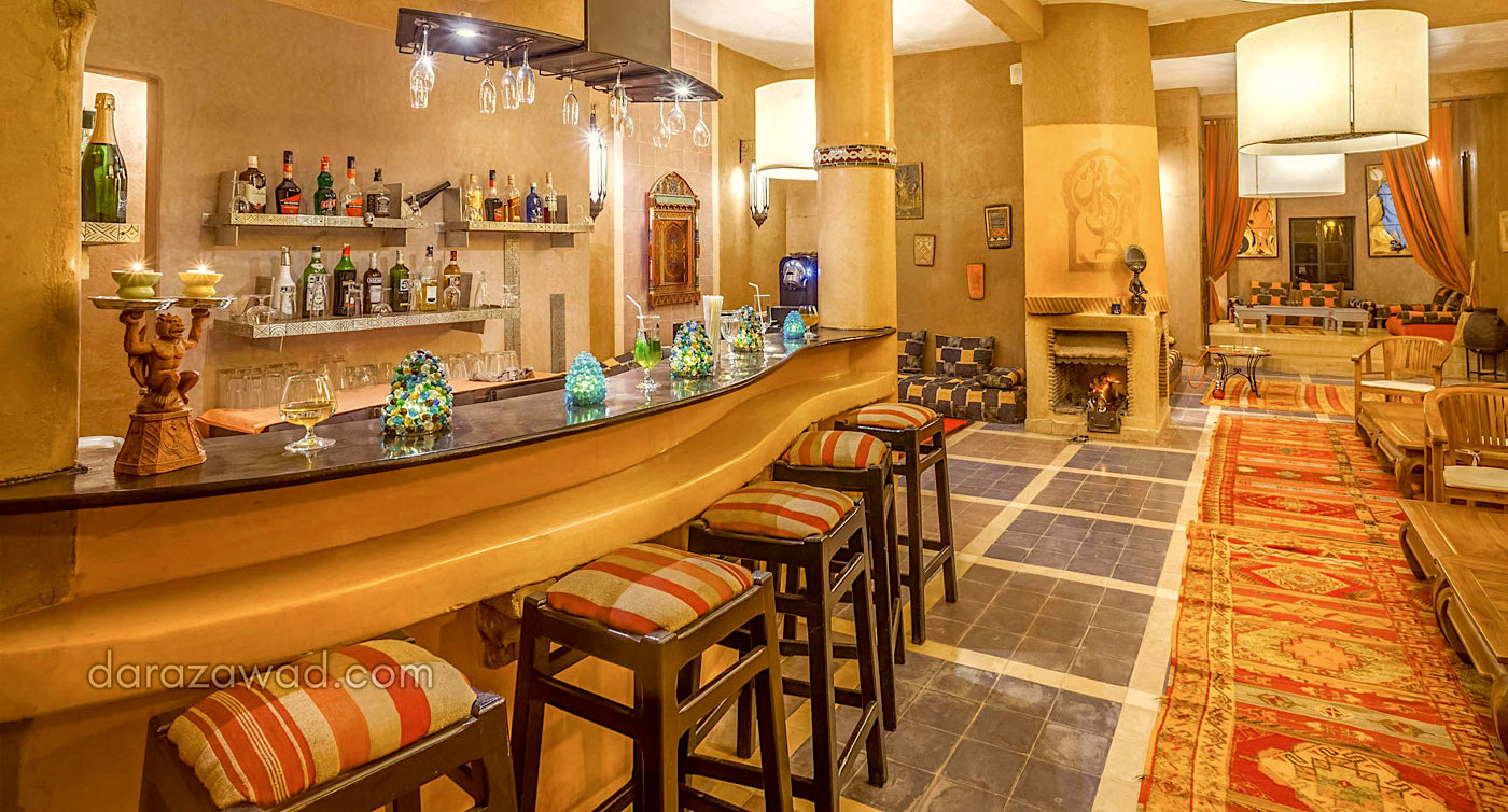 hotel with bar in mhamid el ghizlane