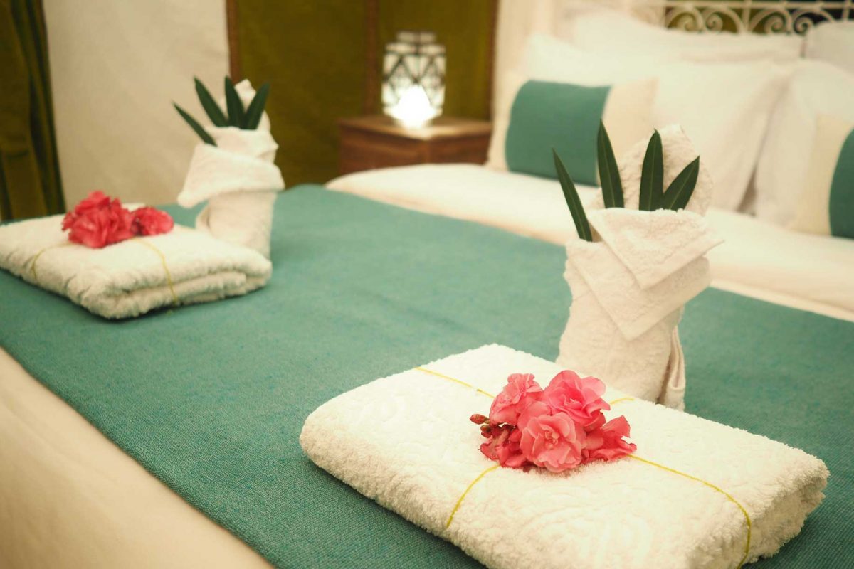 DAR AZAWAD Mhamid luxury hotel