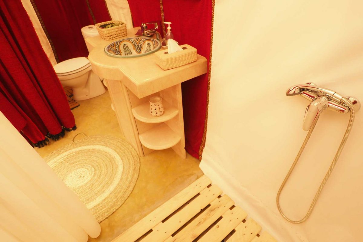 DAR AZAWAD Mhamid luxury hotel